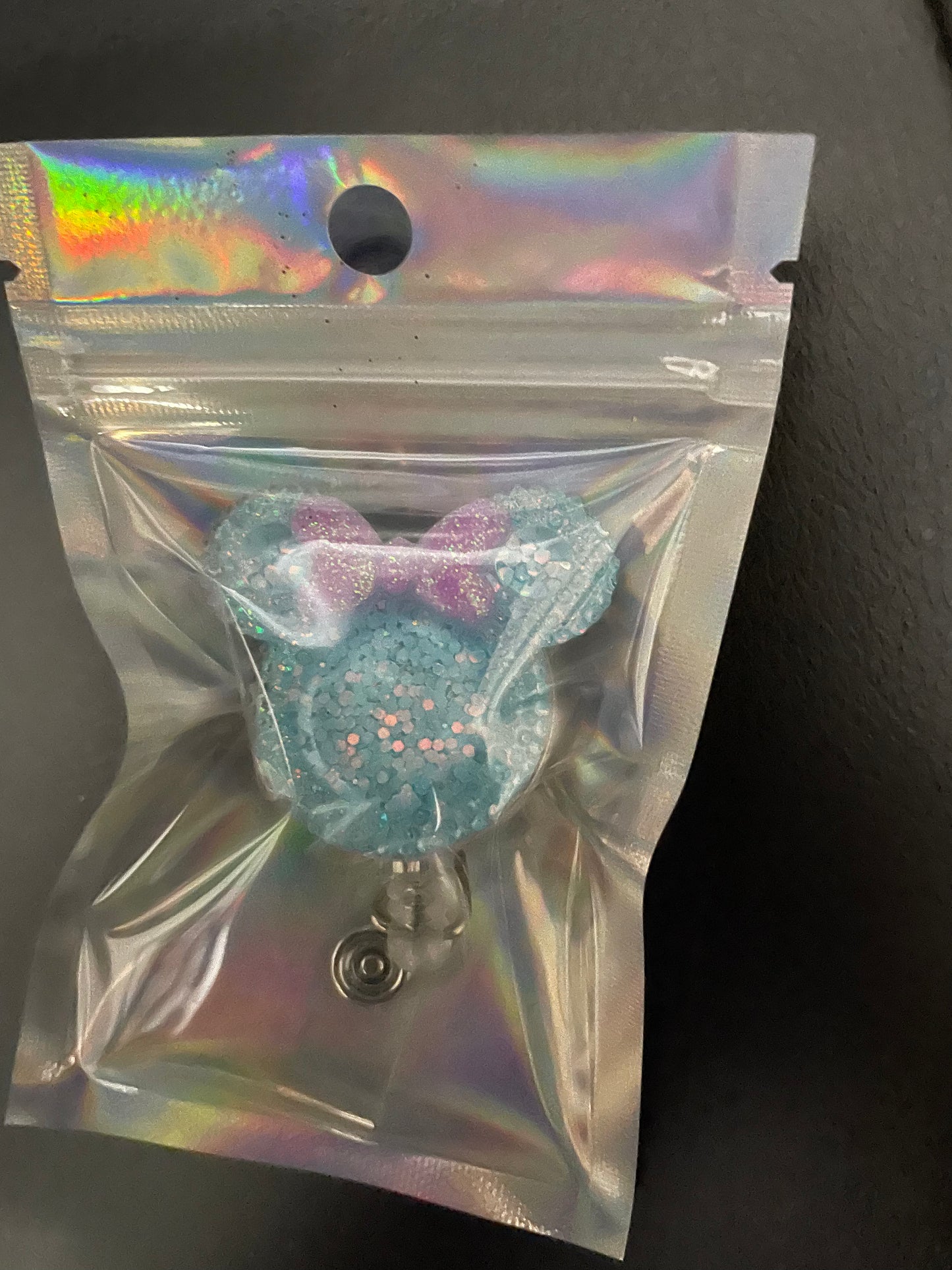 Mouse badge reel