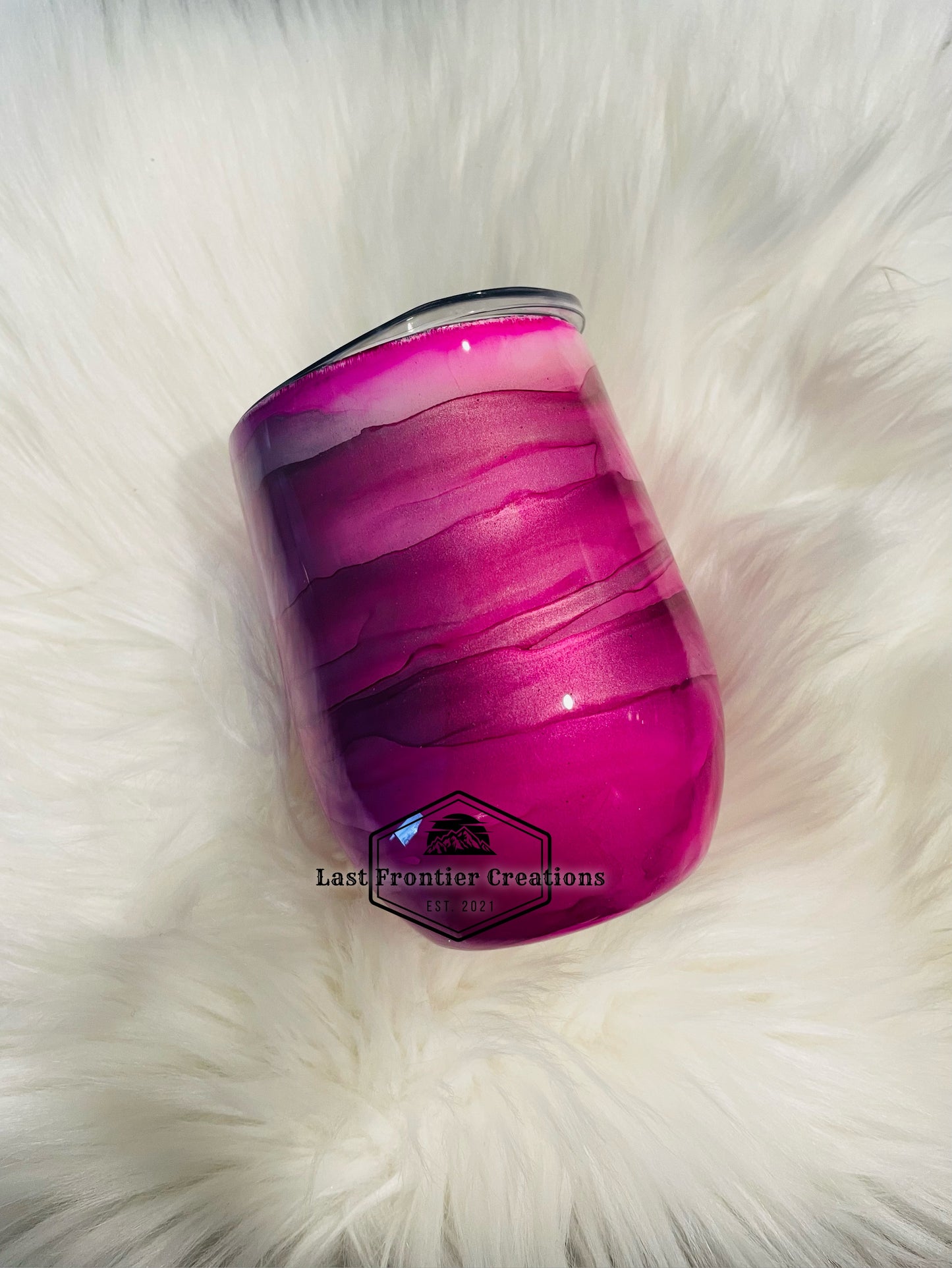 Marbled wine tumblers