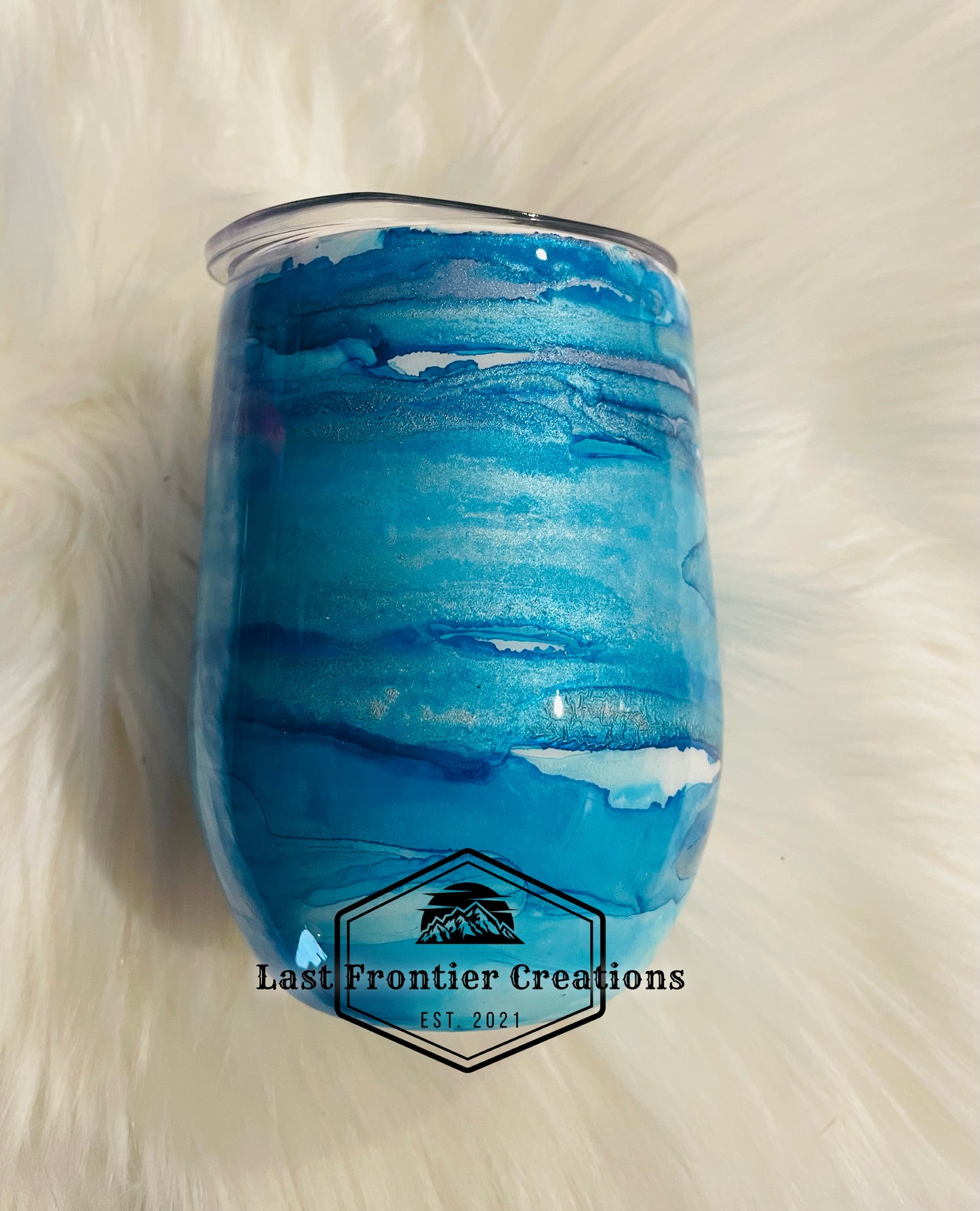 Marbled wine tumblers