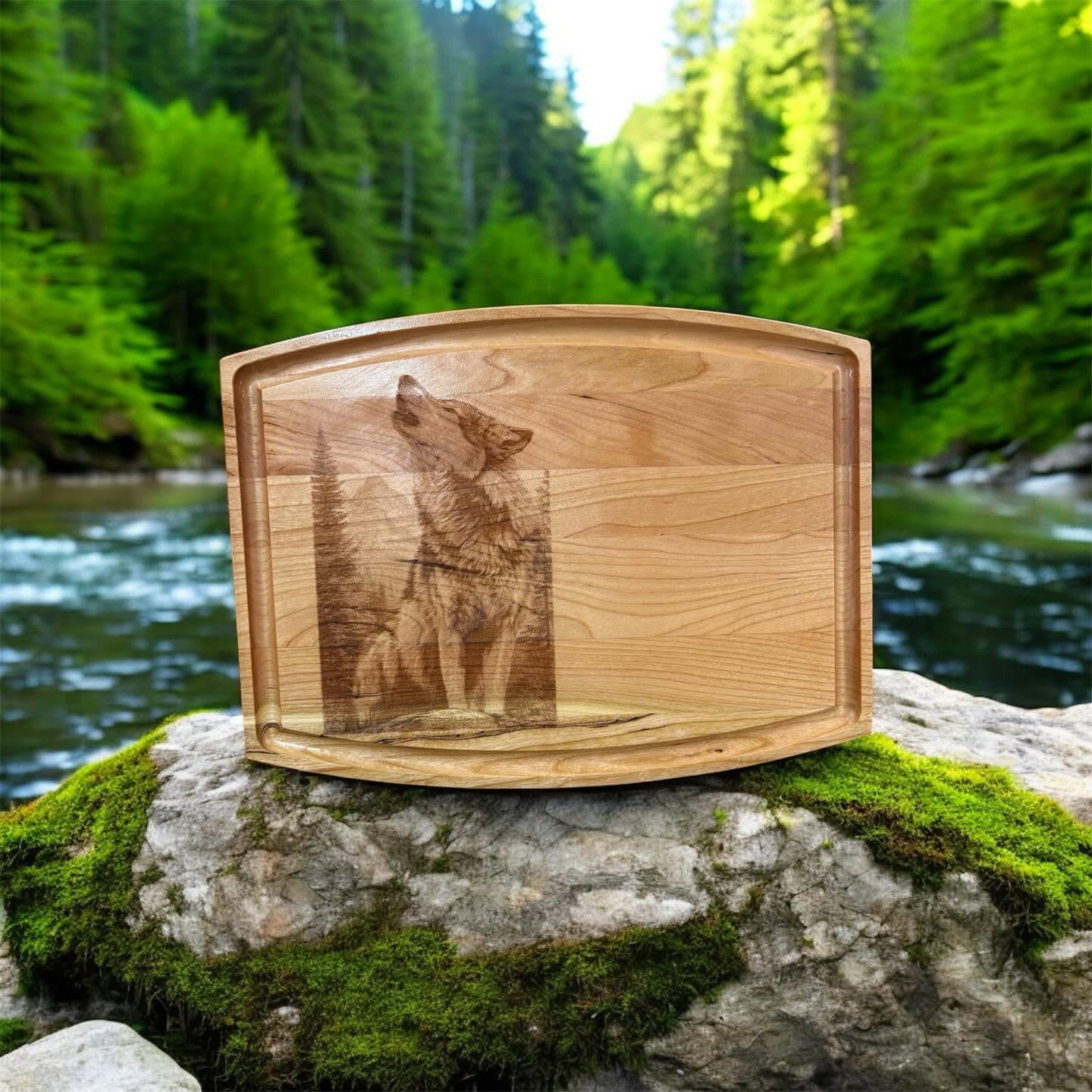 Howling Wolf Engraved Cutting Board | Alaska Edition