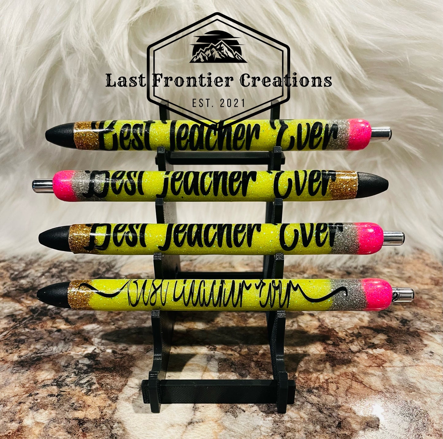 Set of 4 "Pencil" pens
